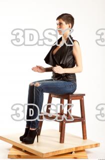 Sitting reference of Henrieta 0017